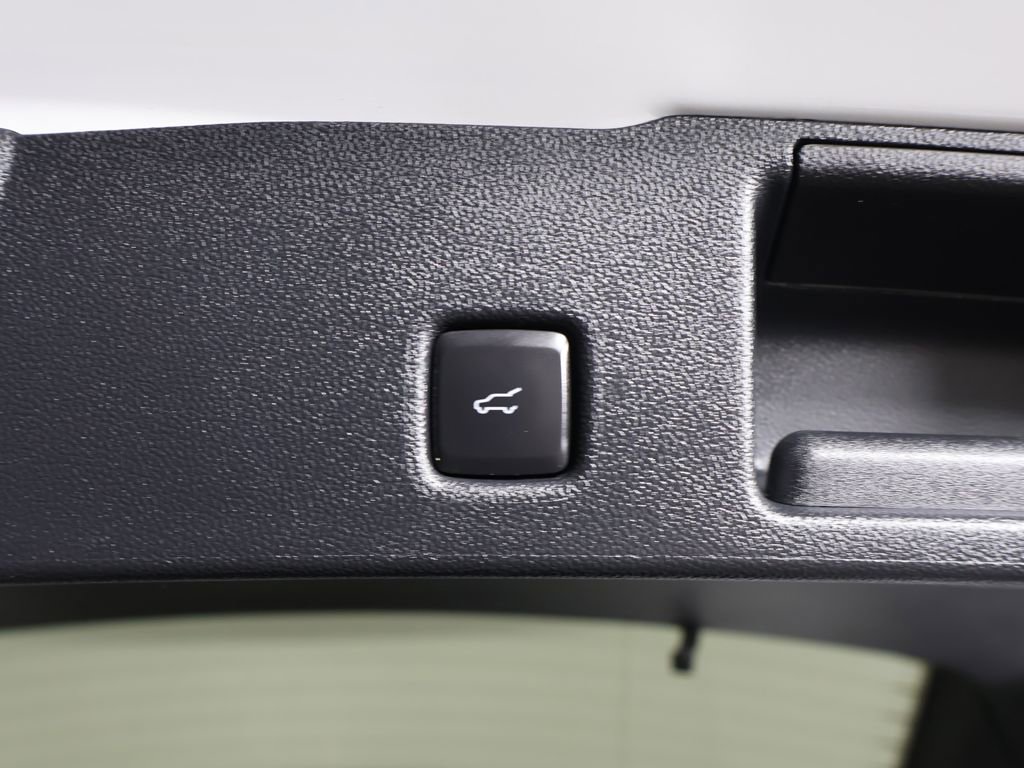 Used 2024 Ford Escape Active w/ Tech Pack #2 AWD/4WD image 22