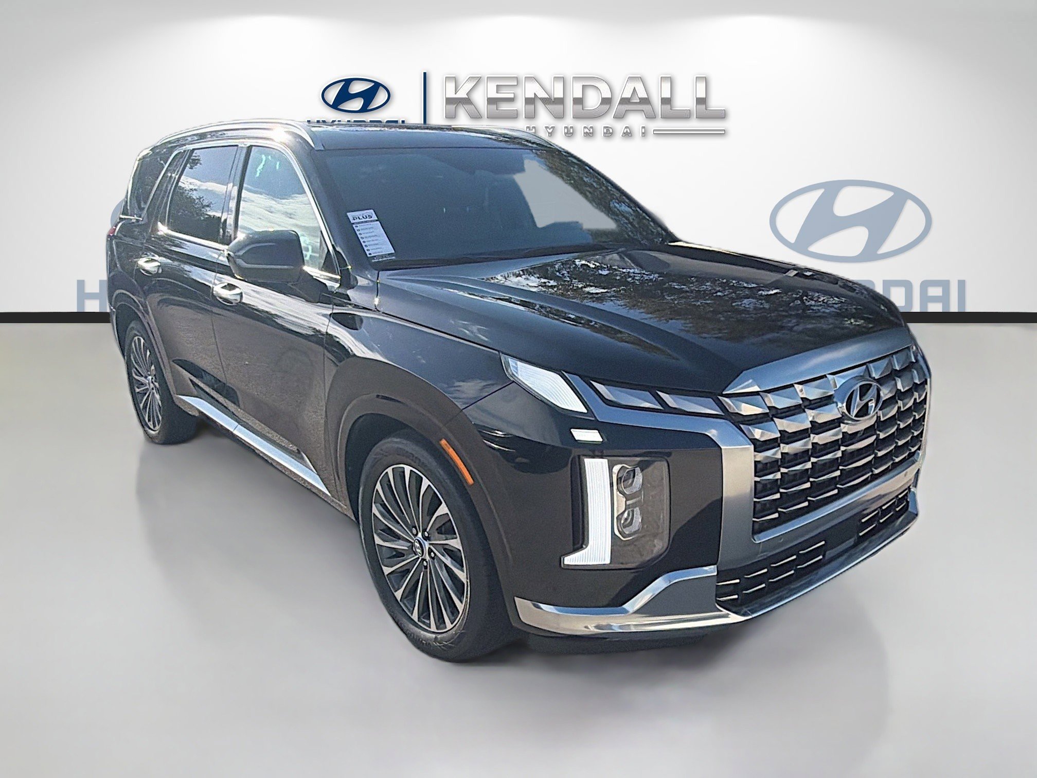 Used 2024 Hyundai Palisade Calligraphy image 1