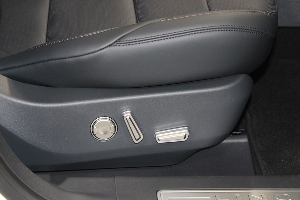 New 2026 Lincoln Nautilus Premier w/ Equipment Group 102A image 27