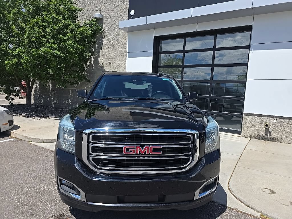 Used 2018 GMC Yukon SLT AWD/4WD image 2