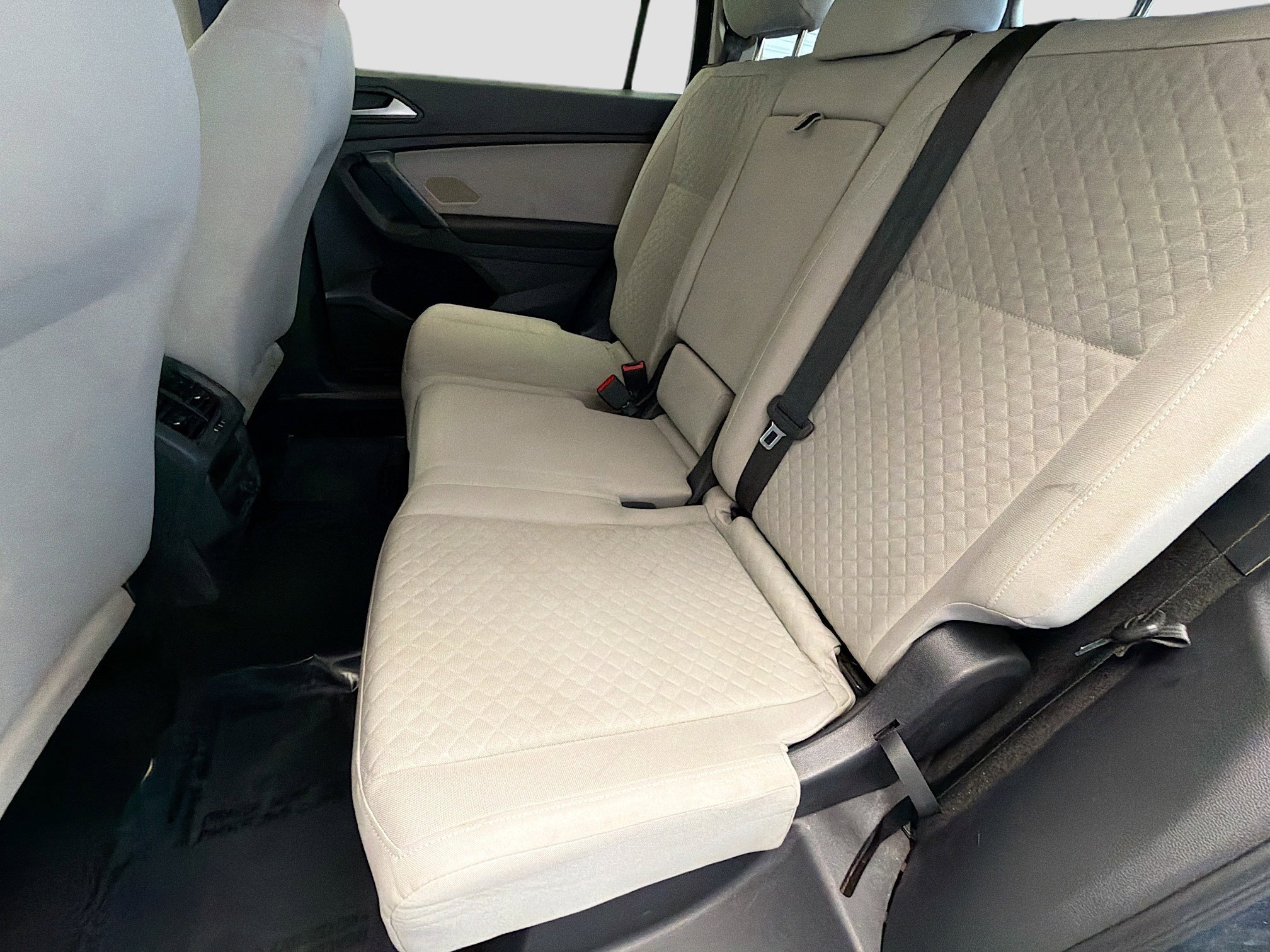 Used 2019 Volkswagen Tiguan S image 13