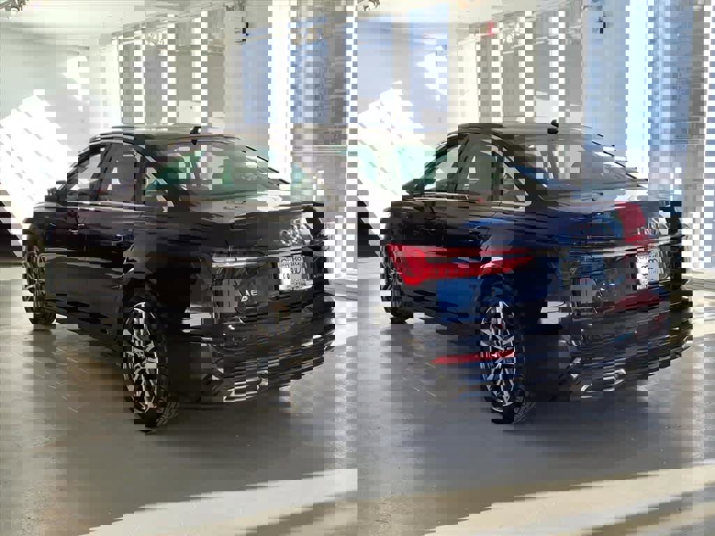 Used 2023 Audi A6 Prestige w/ Prestige Package image 6