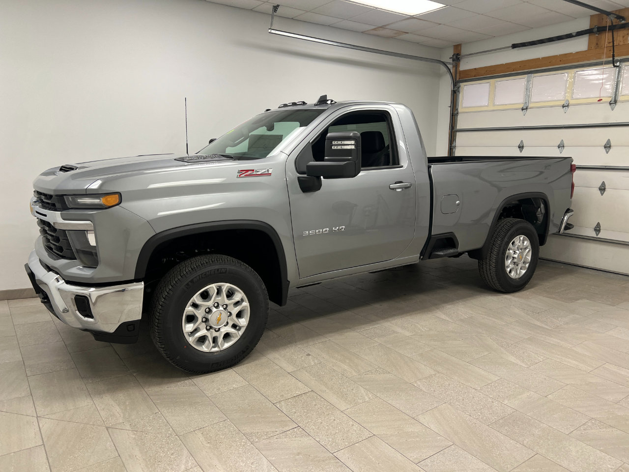 New 2026 Chevrolet Silverado 3500 LT w/ Convenience Package image 2