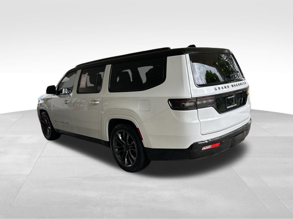 Used 2025 Jeep Grand Wagoneer L Series III w/ Rear Seat Video Group 1 image 4