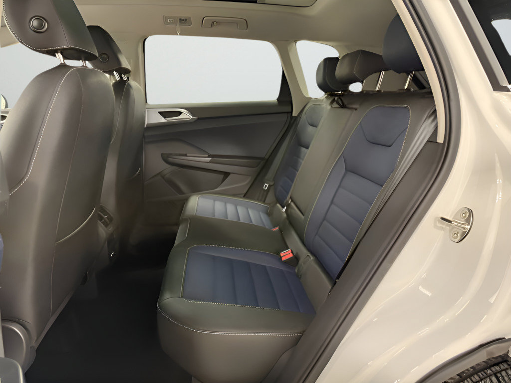 New 2026 Volkswagen Taos SEL AWD/4WD image 17