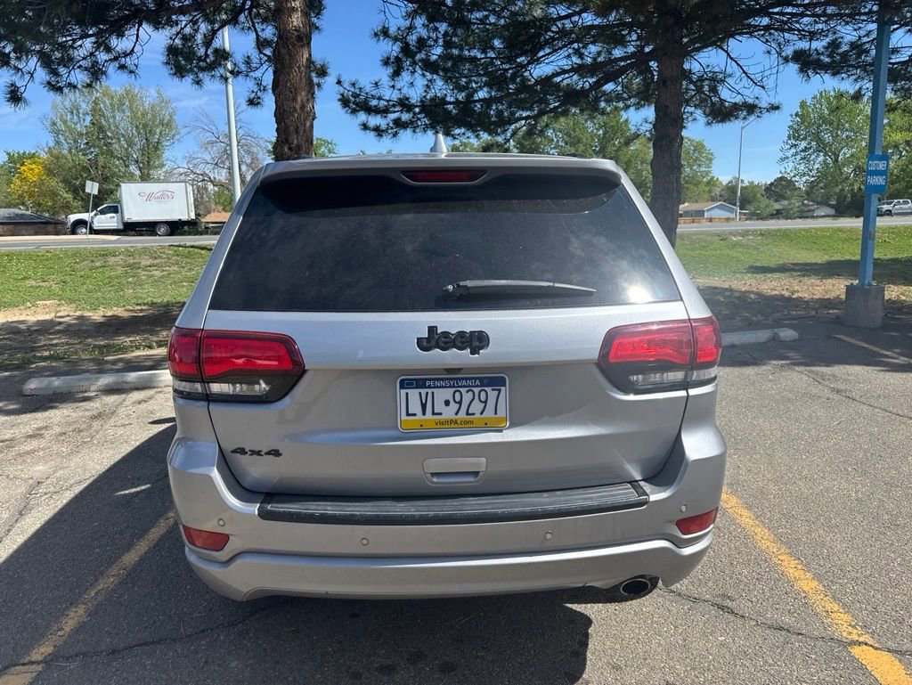 Used 2018 Jeep Grand Cherokee Altitude AWD/4WD image 7
