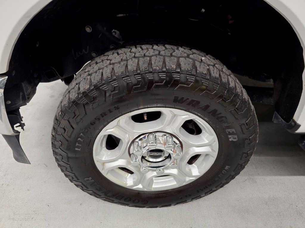 Used 2025 Ford F250 XLT AWD/4WD image 10