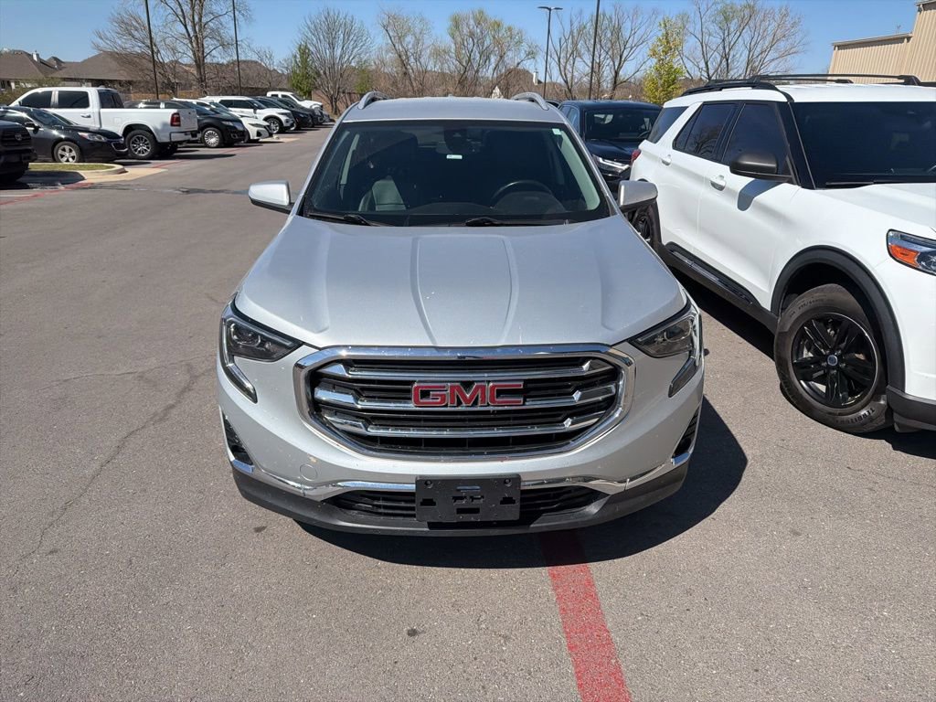 Used 2020 GMC Terrain SLT w/ Preferred Package image 4