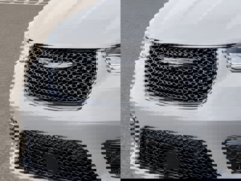 New 2026 Chrysler Pacifica Limited image 11