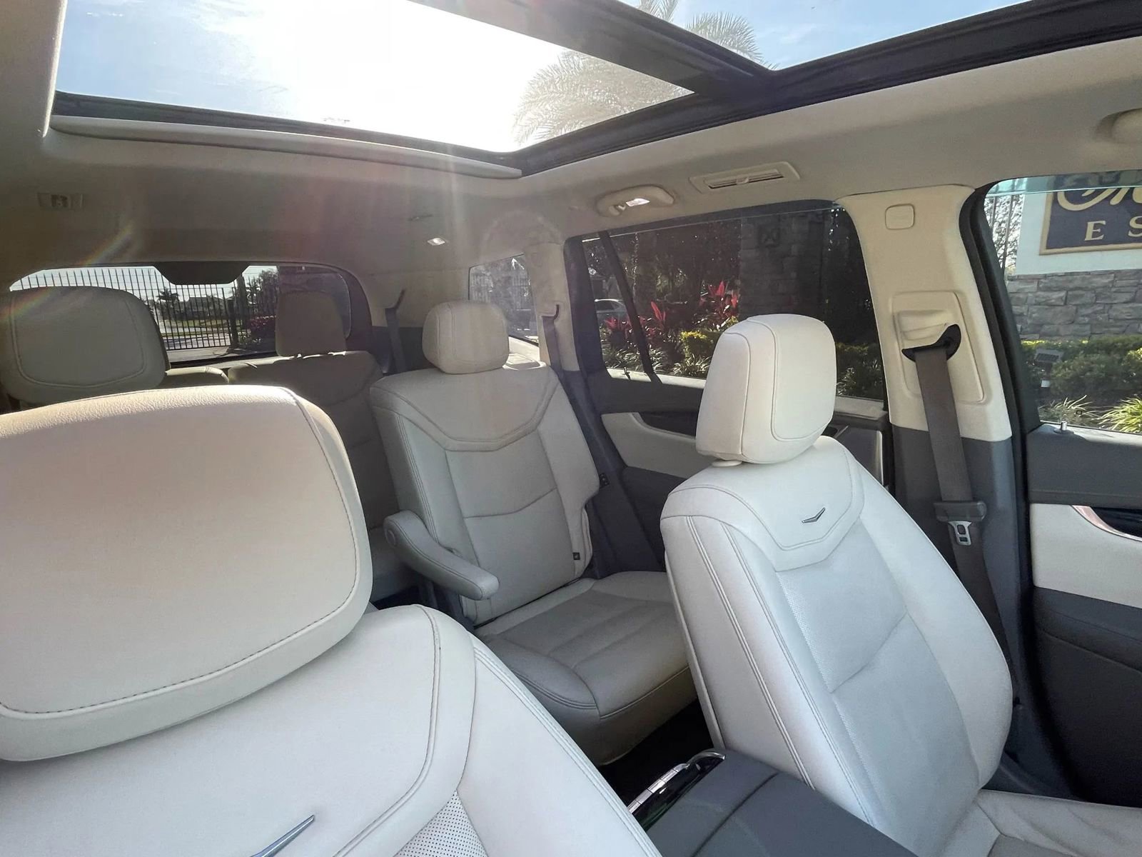 Used 2020 Cadillac XT6 Premium Luxury image 9