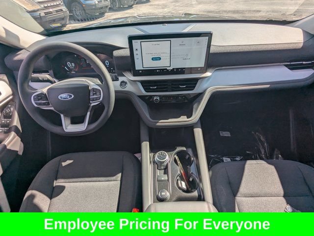 New 2026 Ford Explorer Active RWD image 16