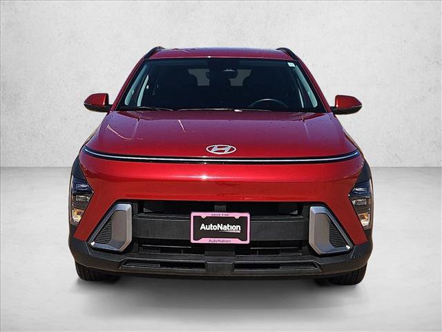 Used 2025 Hyundai Kona SEL FWD image 2