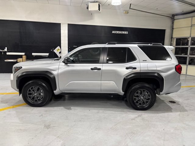 Used 2026 Toyota 4Runner SR5 AWD/4WD image 5