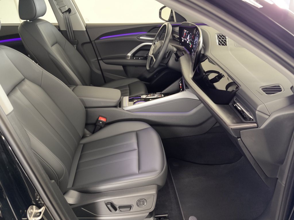 Certified 2025 Audi Q5 Premium w/ Convenience Package AWD/4WD image 30