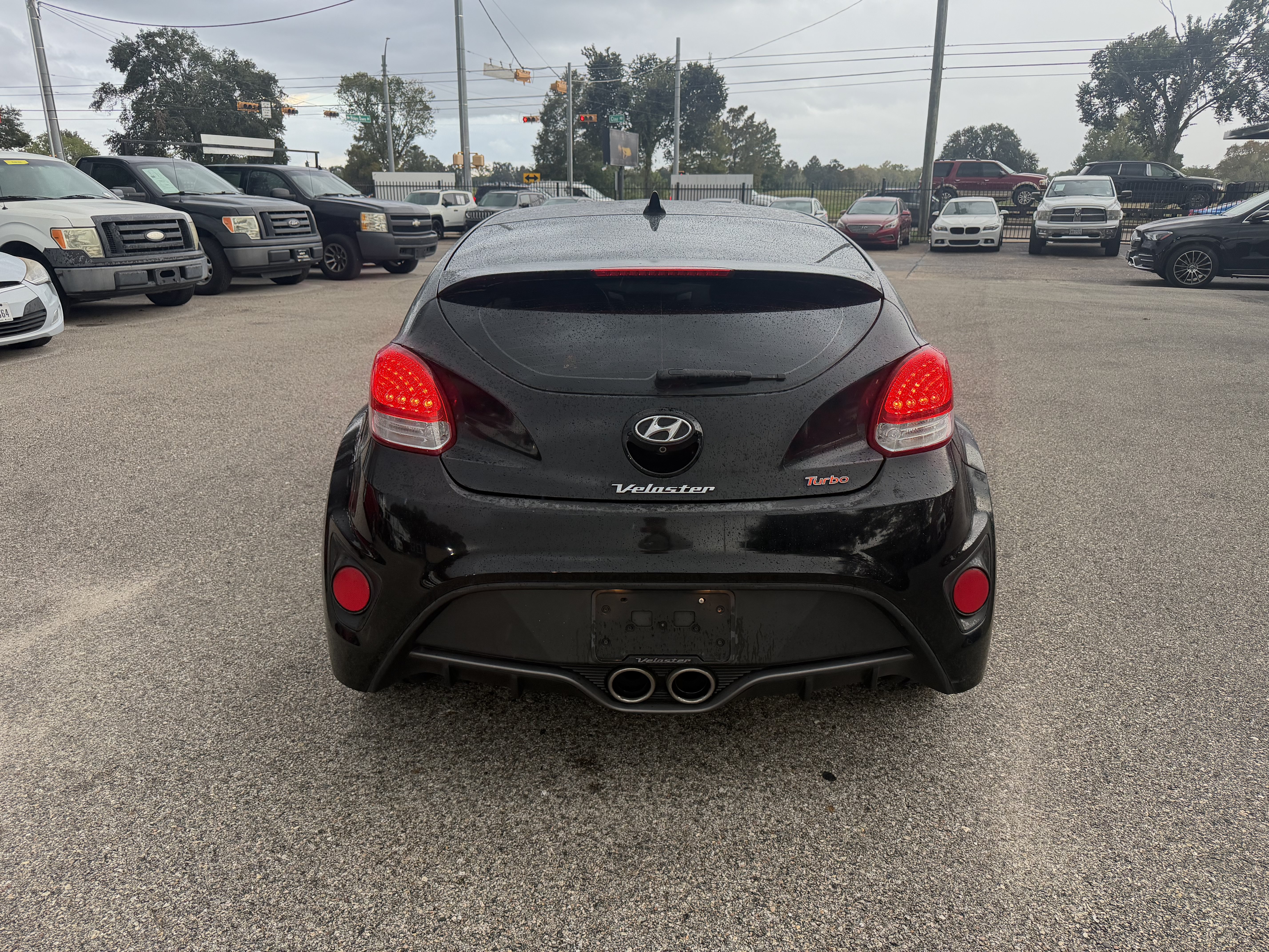 Used 2015 Hyundai Veloster Turbo FWD image 7