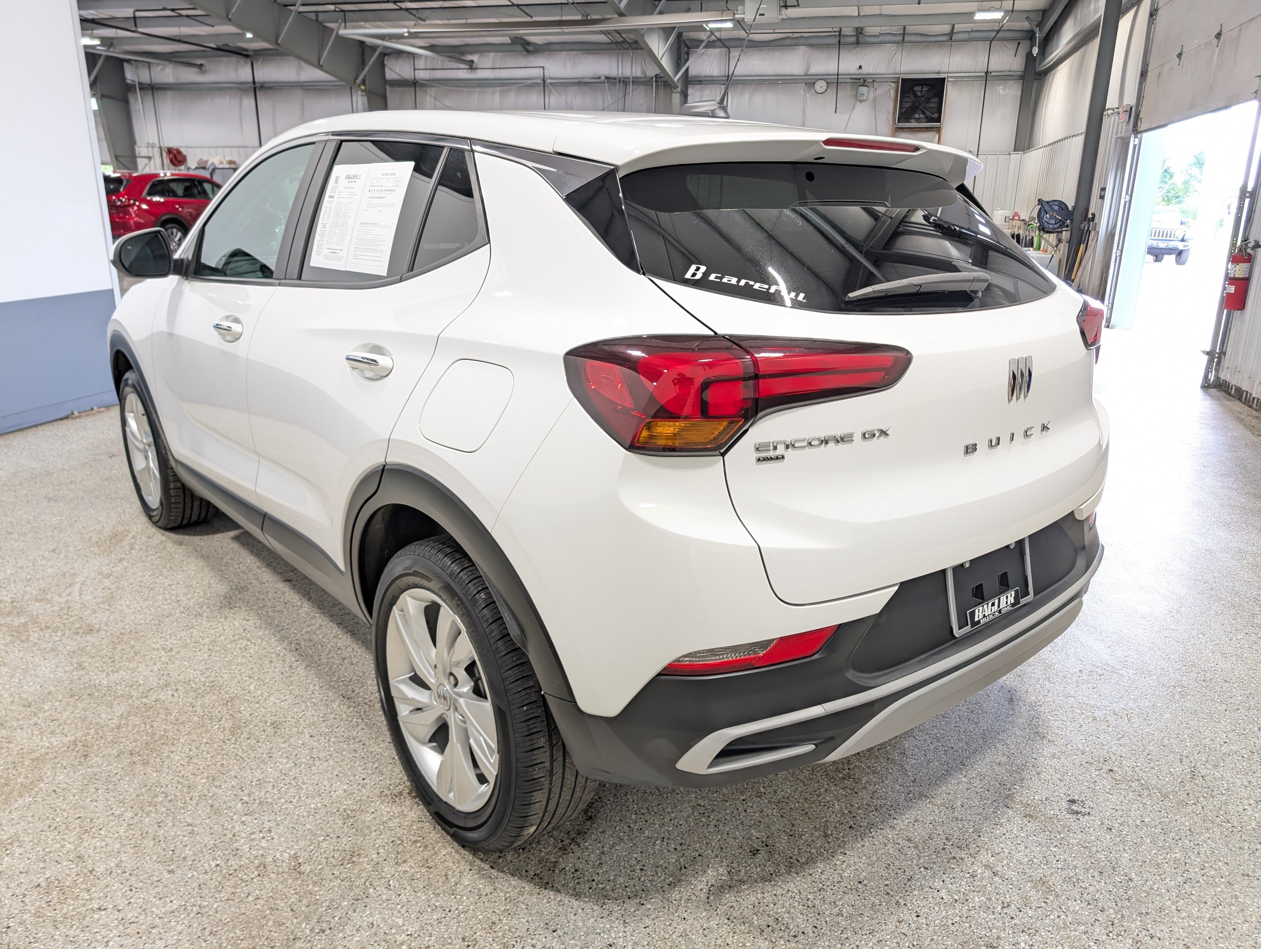 Used 2020 Buick Enclave Avenir w/ Avenir Technology Package AWD/4WD image 5