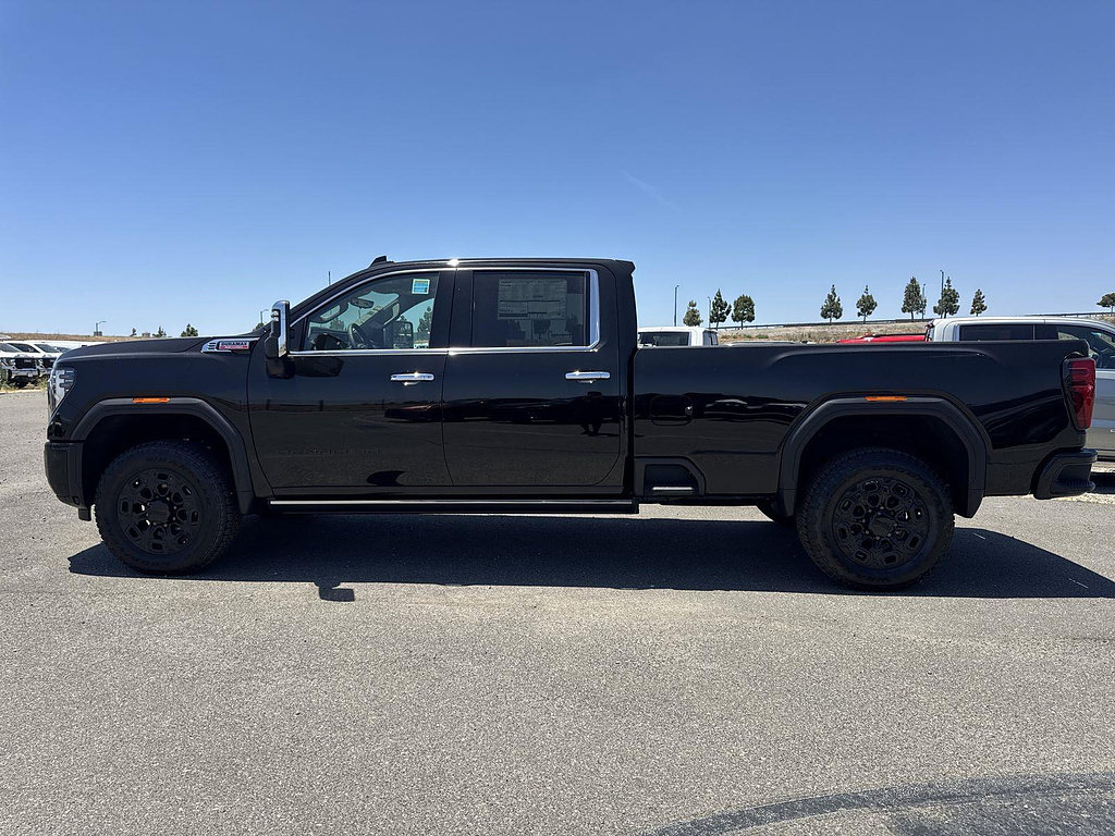 New 2026 GMC Sierra 2500 Denali w/ Denali Reserve Package AWD/4WD image 5