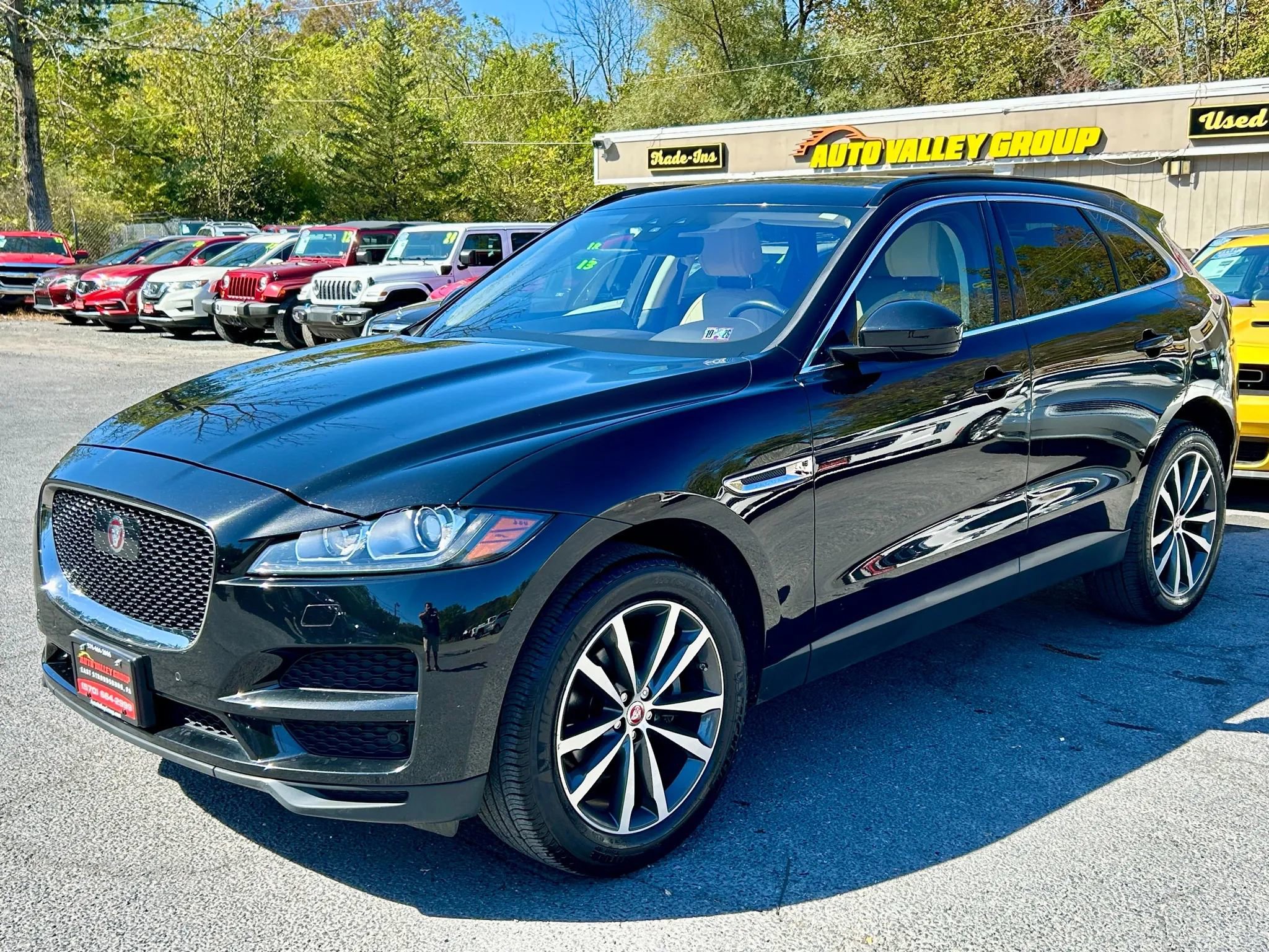 Used 2020 Jaguar F-PACE Prestige image 4