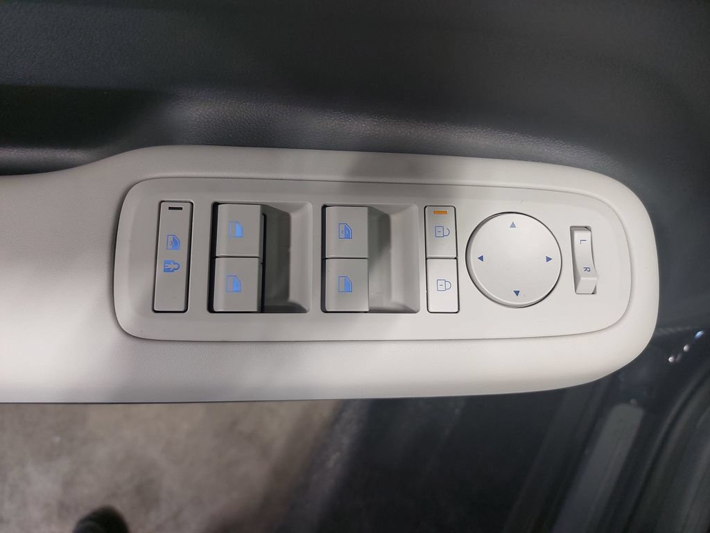 Certified 2026 Hyundai Santa Fe SE AWD/4WD image 30