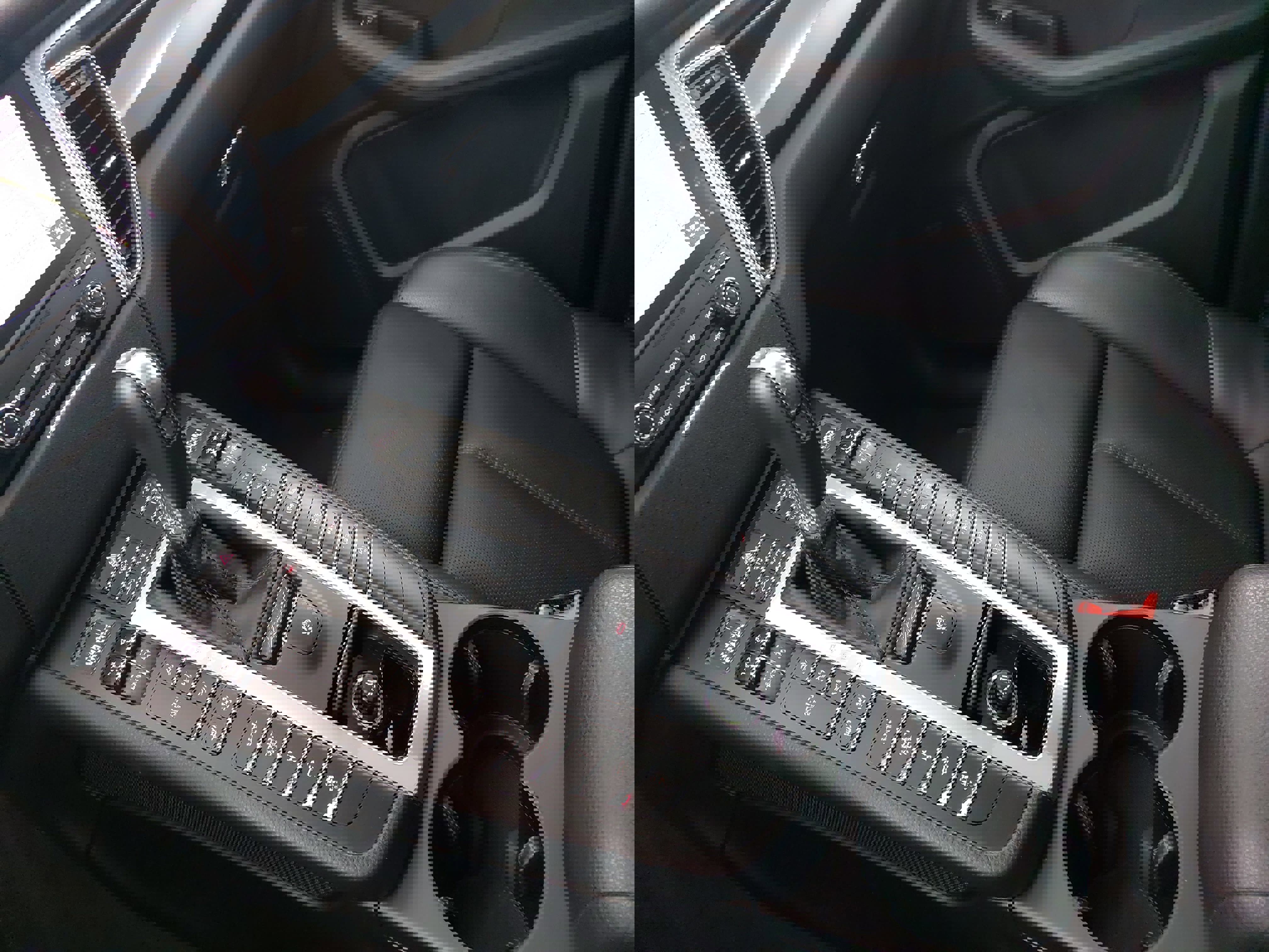 Certified 2018 Porsche Macan image 27