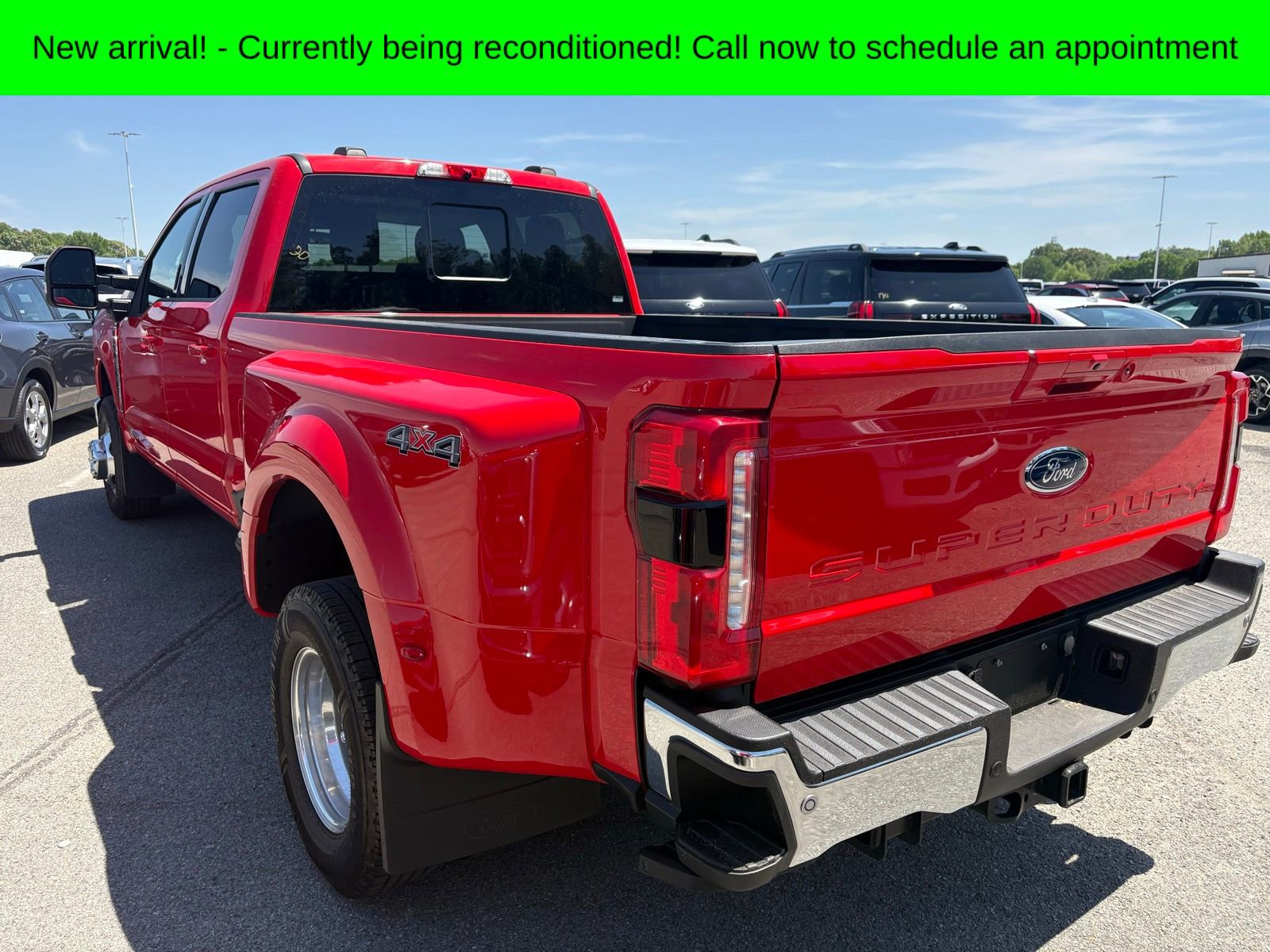 Used 2023 Ford F350 Lariat w/ Lariat Ultimate Package AWD/4WD image 8