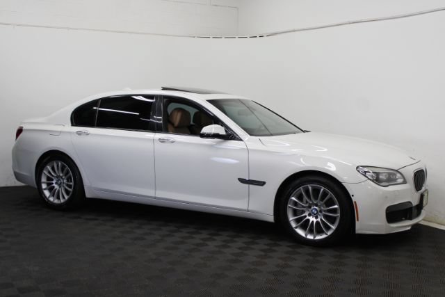 Used 2015 BMW 750Li xDrive AWD/4WD image 4