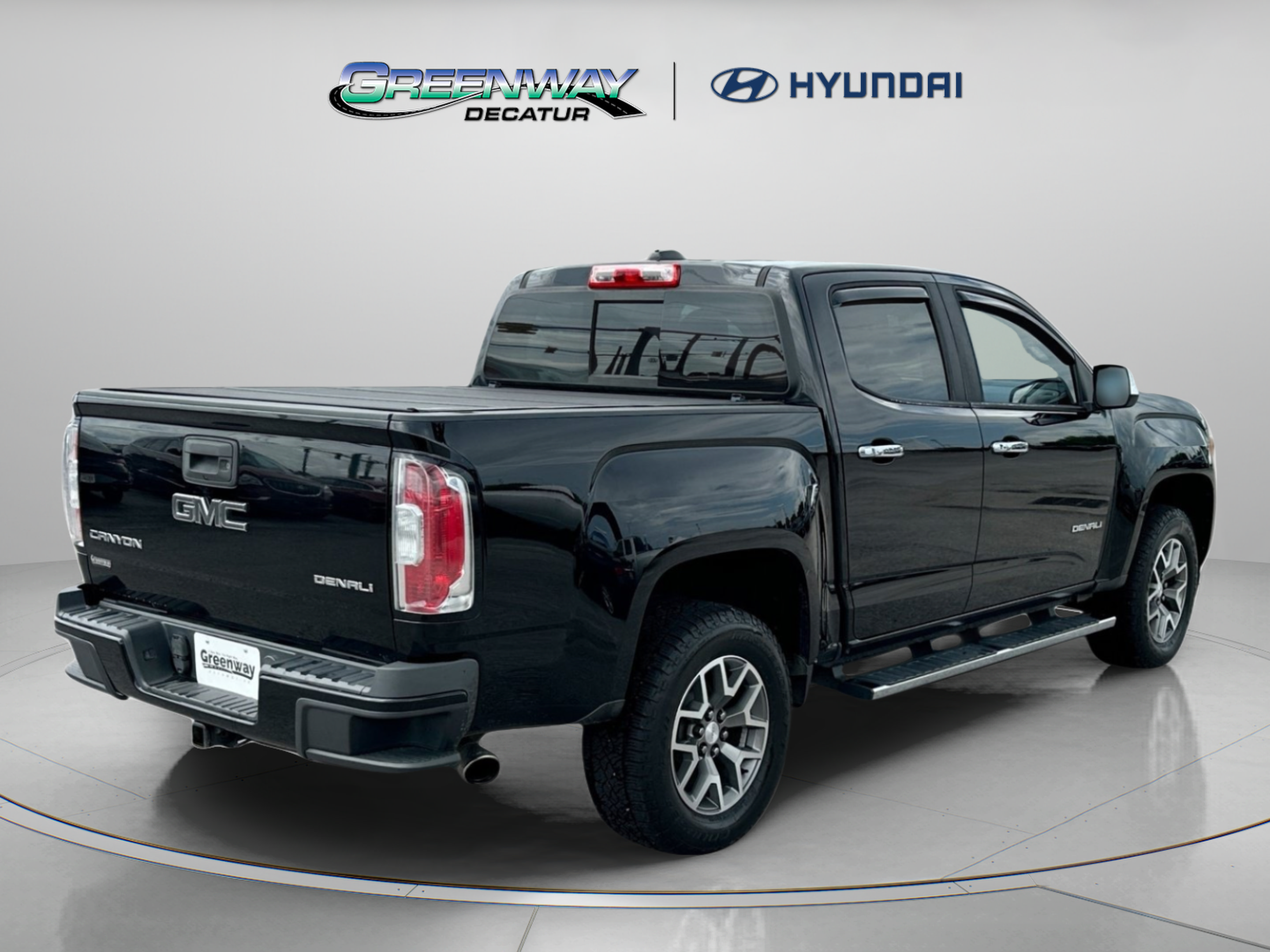 Used 2017 GMC Canyon Denali AWD/4WD image 7