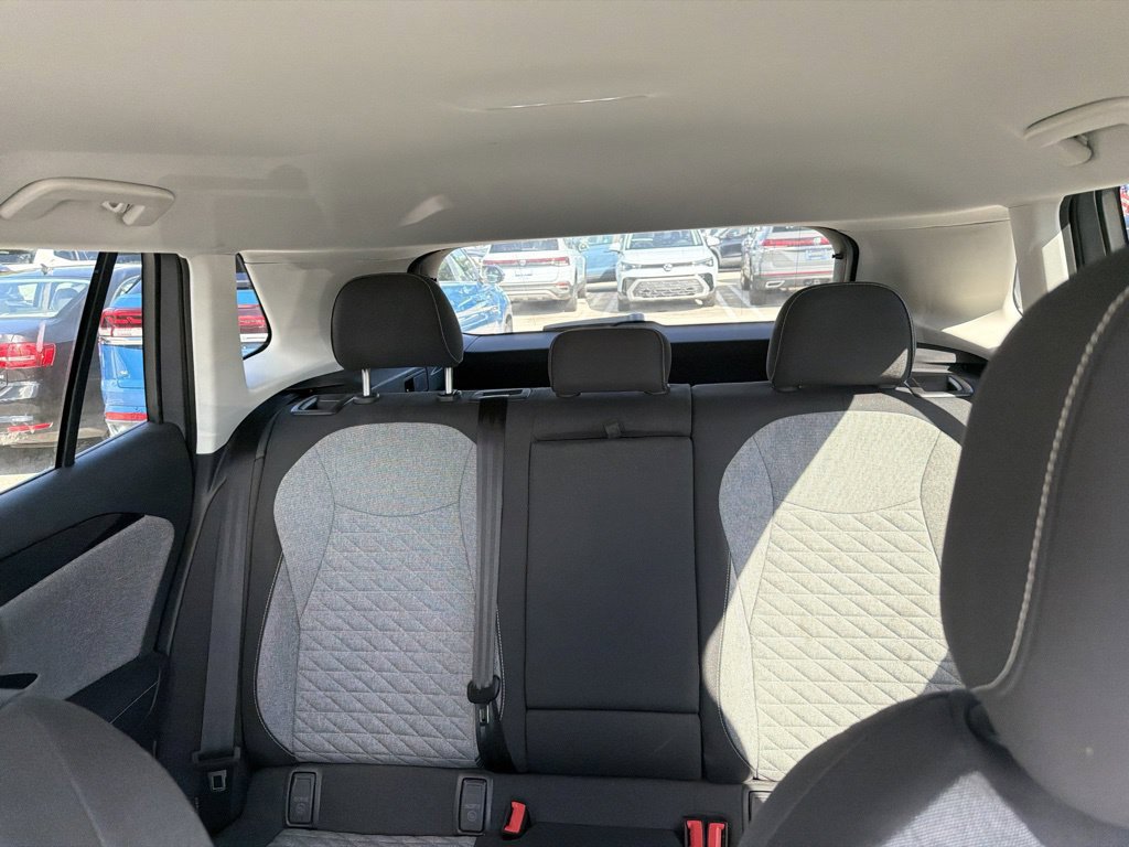 Used 2026 Volkswagen Tiguan S FWD image 13