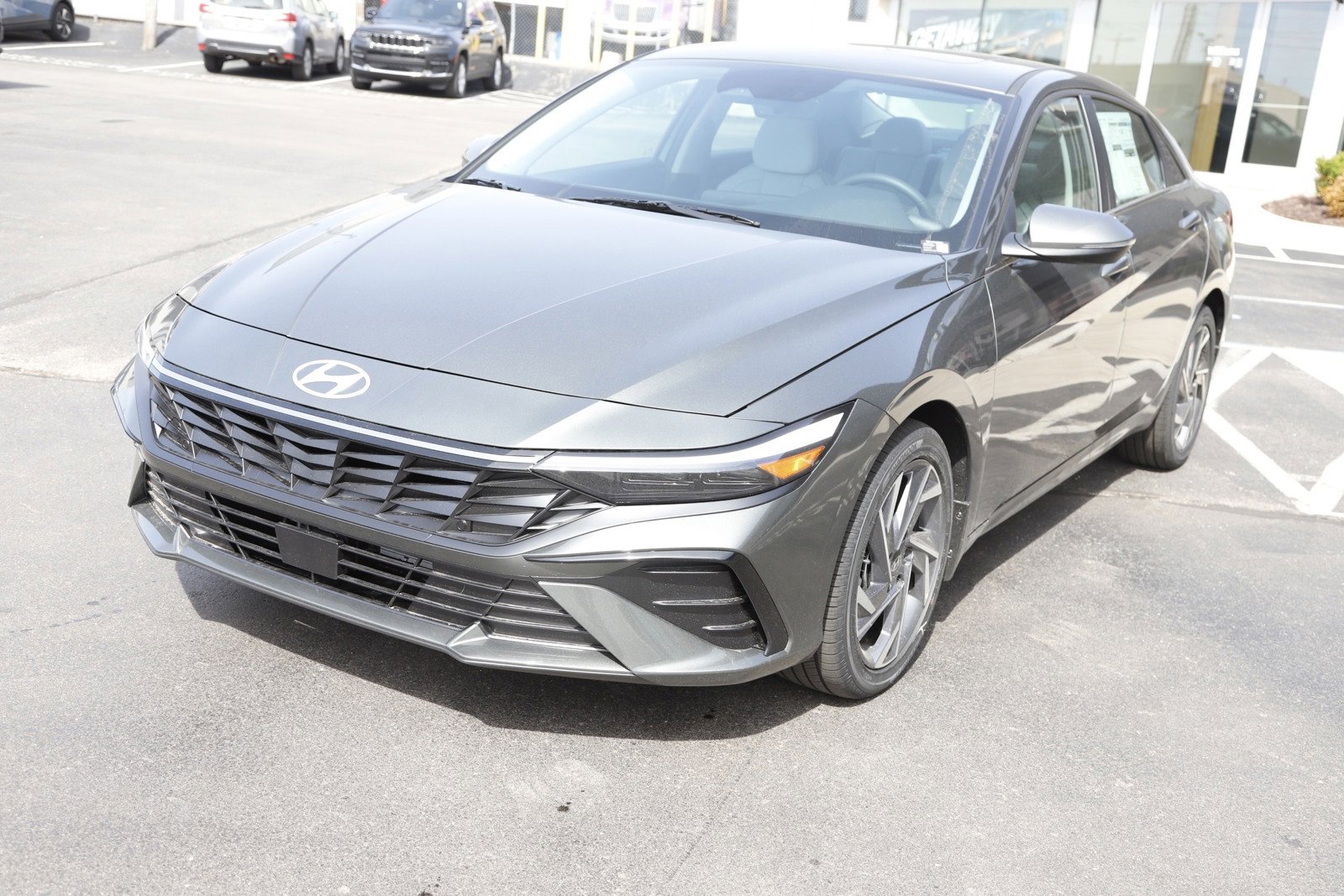 New 2026 Hyundai Elantra Limited FWD image 8