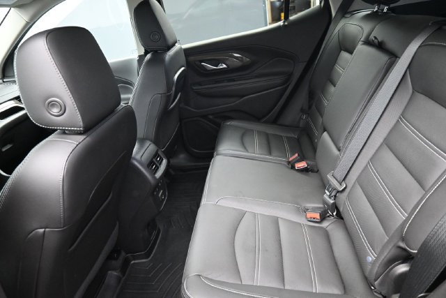 Used 2023 GMC Terrain Denali w/ Denali Premium Package AWD/4WD image 25