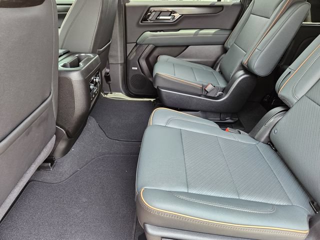 New 2026 GMC Yukon XL AT4 w/ AT4 Premium Plus Package AWD/4WD image 21