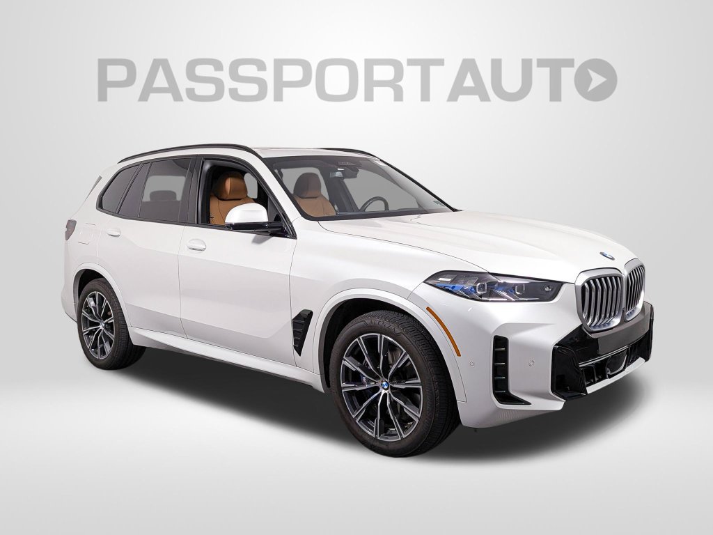 Certified 2024 BMW X5 xDrive40i w/ M Sport Package AWD/4WD image 9