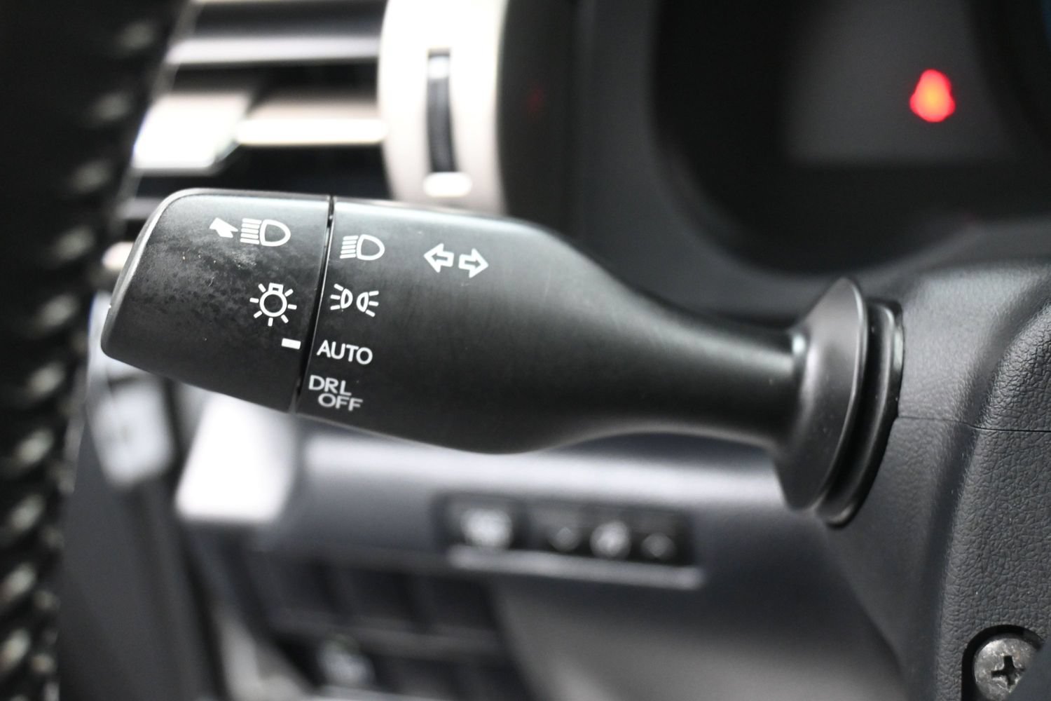 Used 2016 Lexus IS 200t RWD image 39
