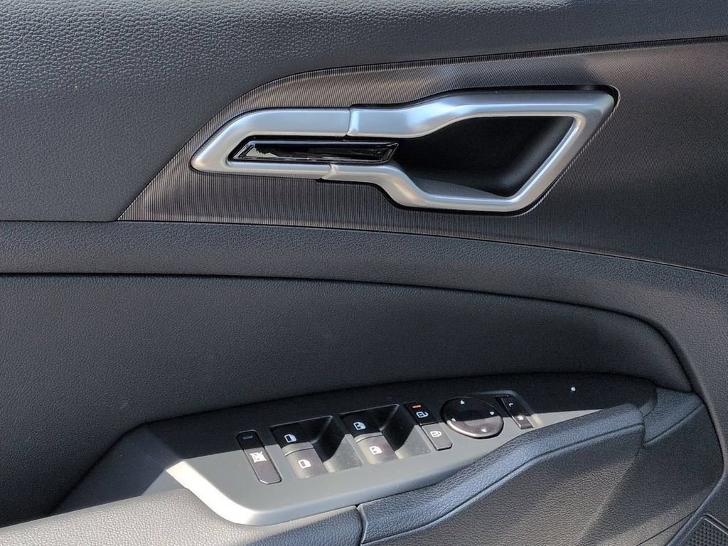 New 2026 Kia Sportage EX FWD image 24