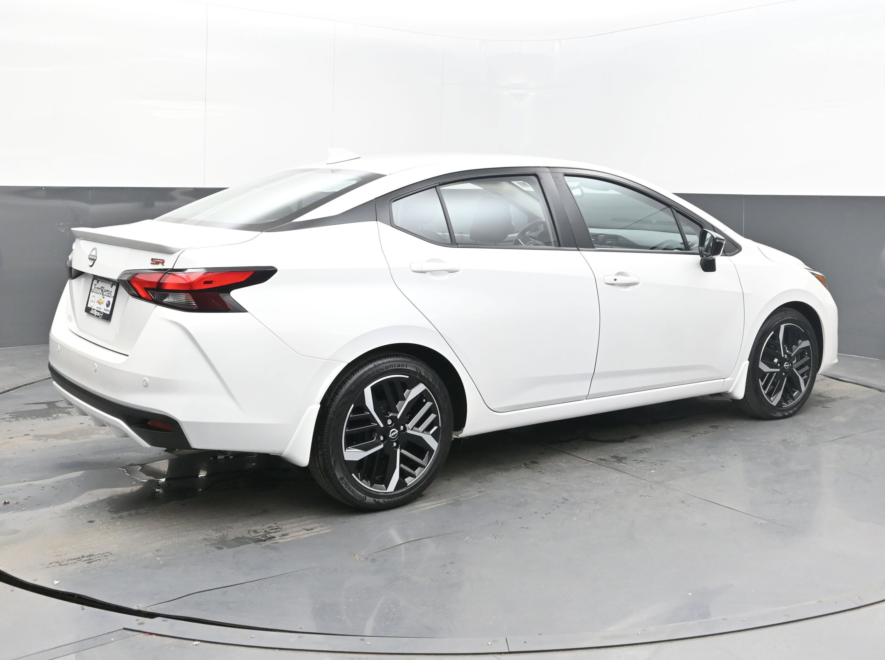 Certified 2025 Nissan Versa SR w/ Trunk Package image 7