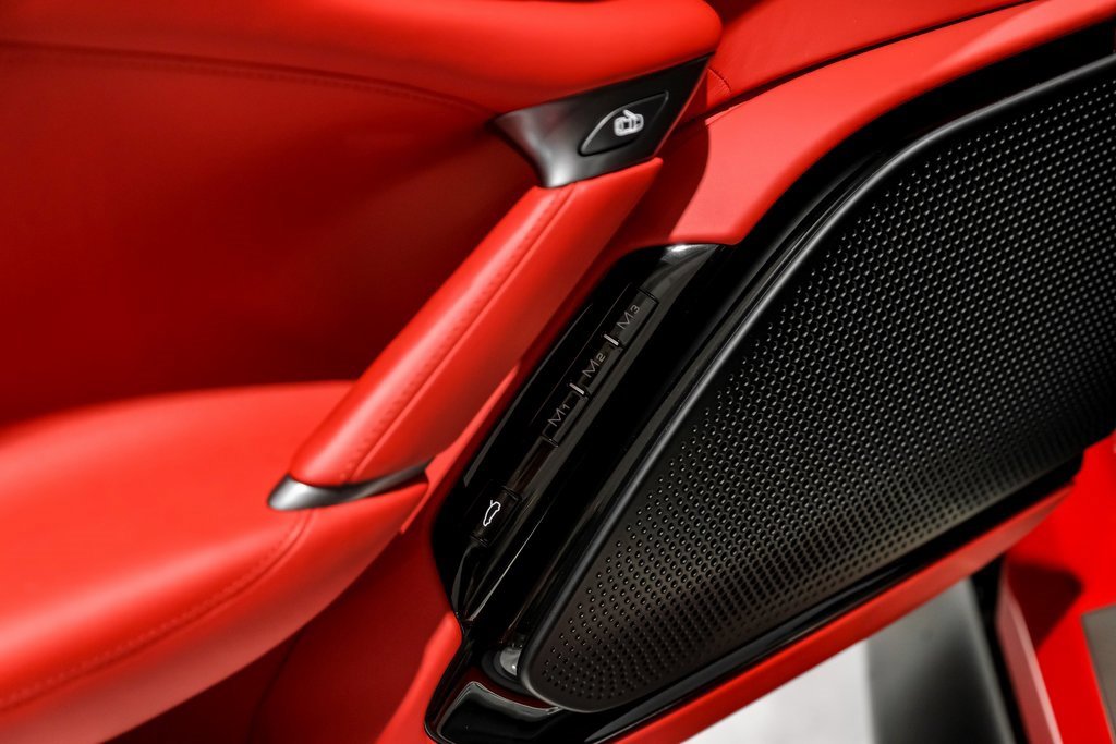 Used 2024 Ferrari Roma image 32