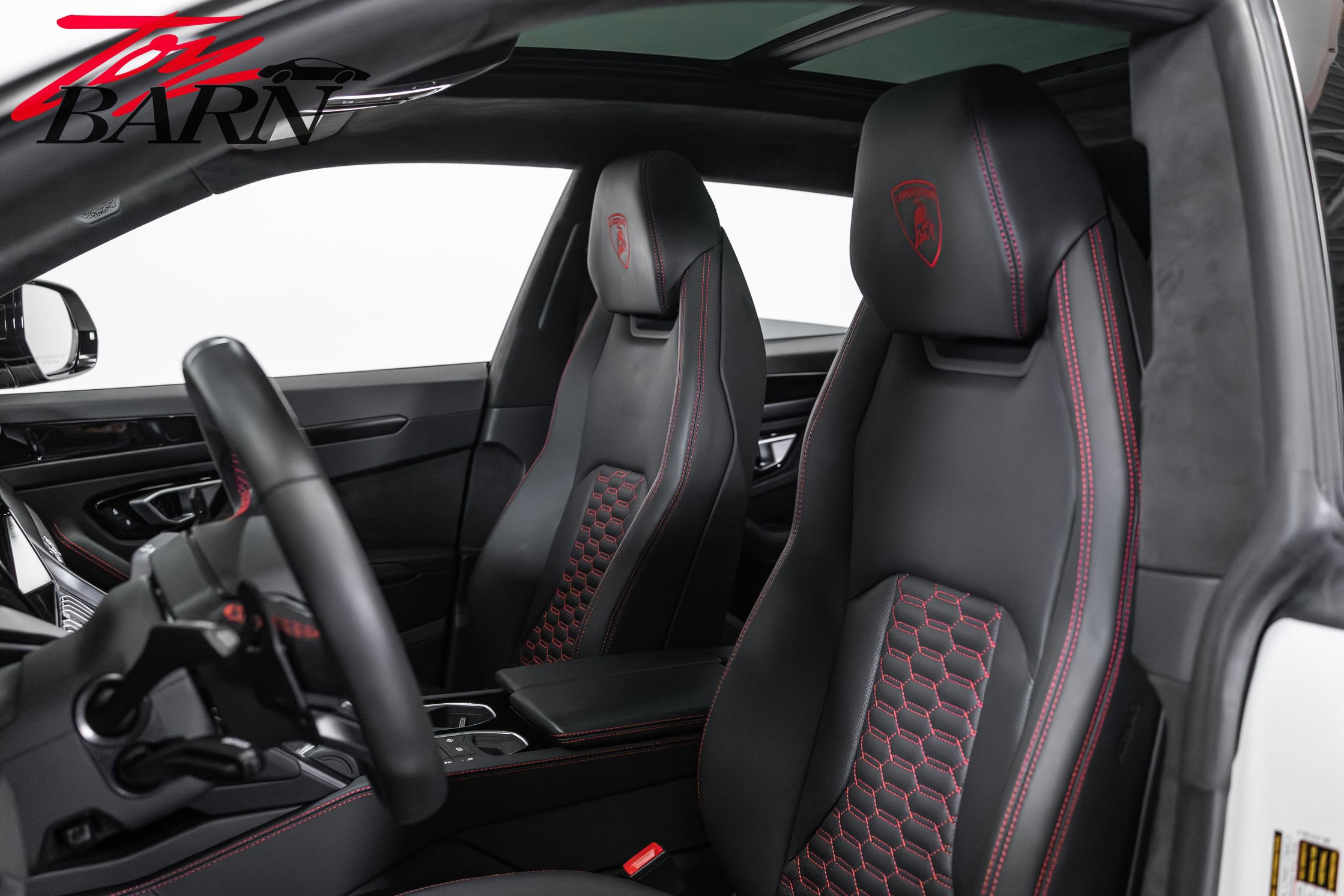 Used 2022 Lamborghini Urus AWD/4WD image 27