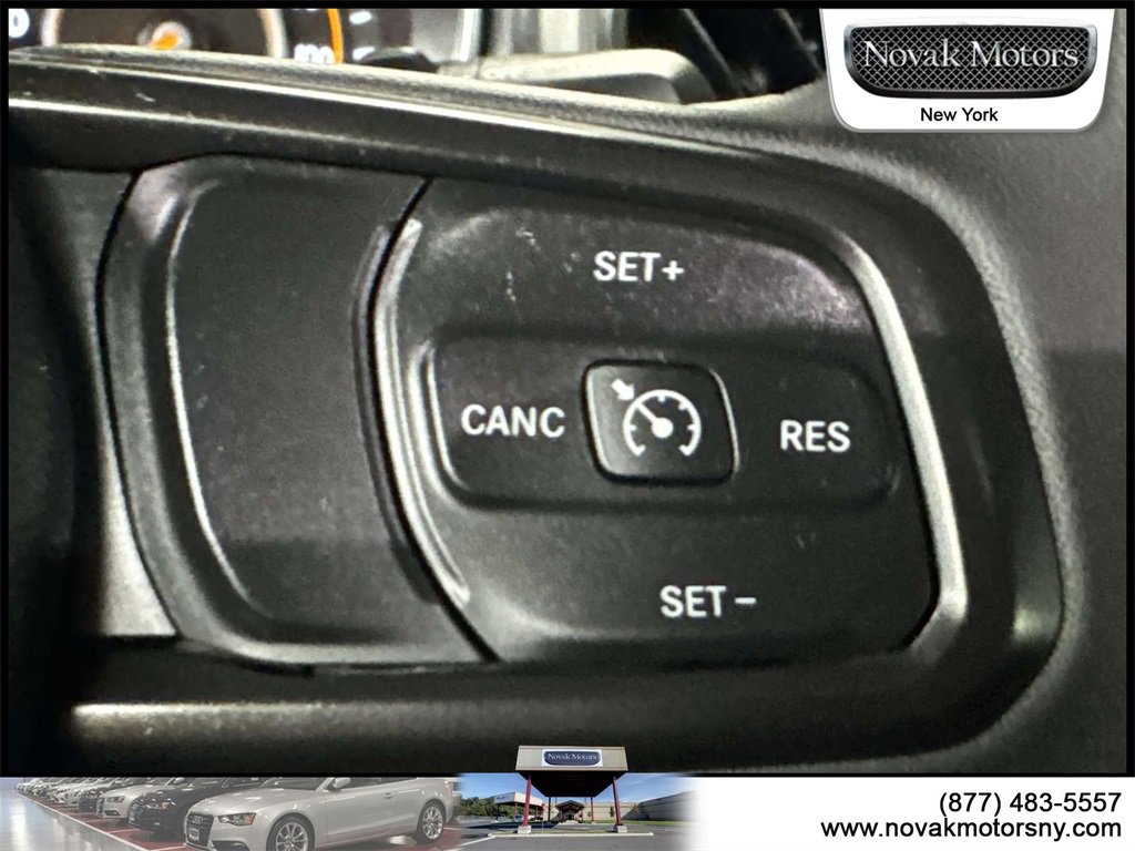 Used 2023 Jeep Wrangler Sport S image 17