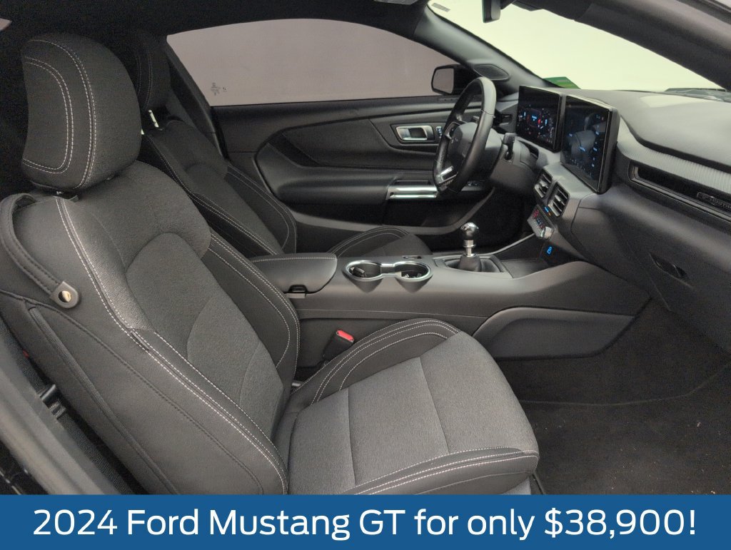 Used 2024 Ford Mustang GT RWD image 14