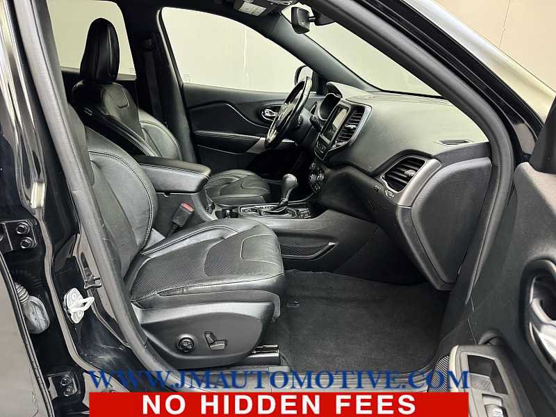 Used 2021 Jeep Cherokee Latitude Lux 80th Anniv w/ Quick Order Package 26U 80TH FWD image 20