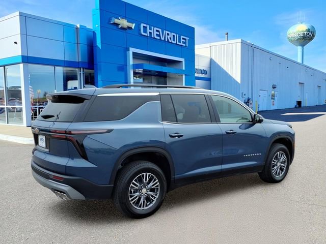 New 2026 Chevrolet Traverse LT w/ Driver Confidence Package AWD/4WD image 3