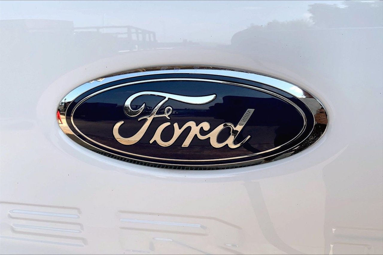 Used 2025 Ford F350 XL w/ XL Driver Assist Package AWD/4WD image 31