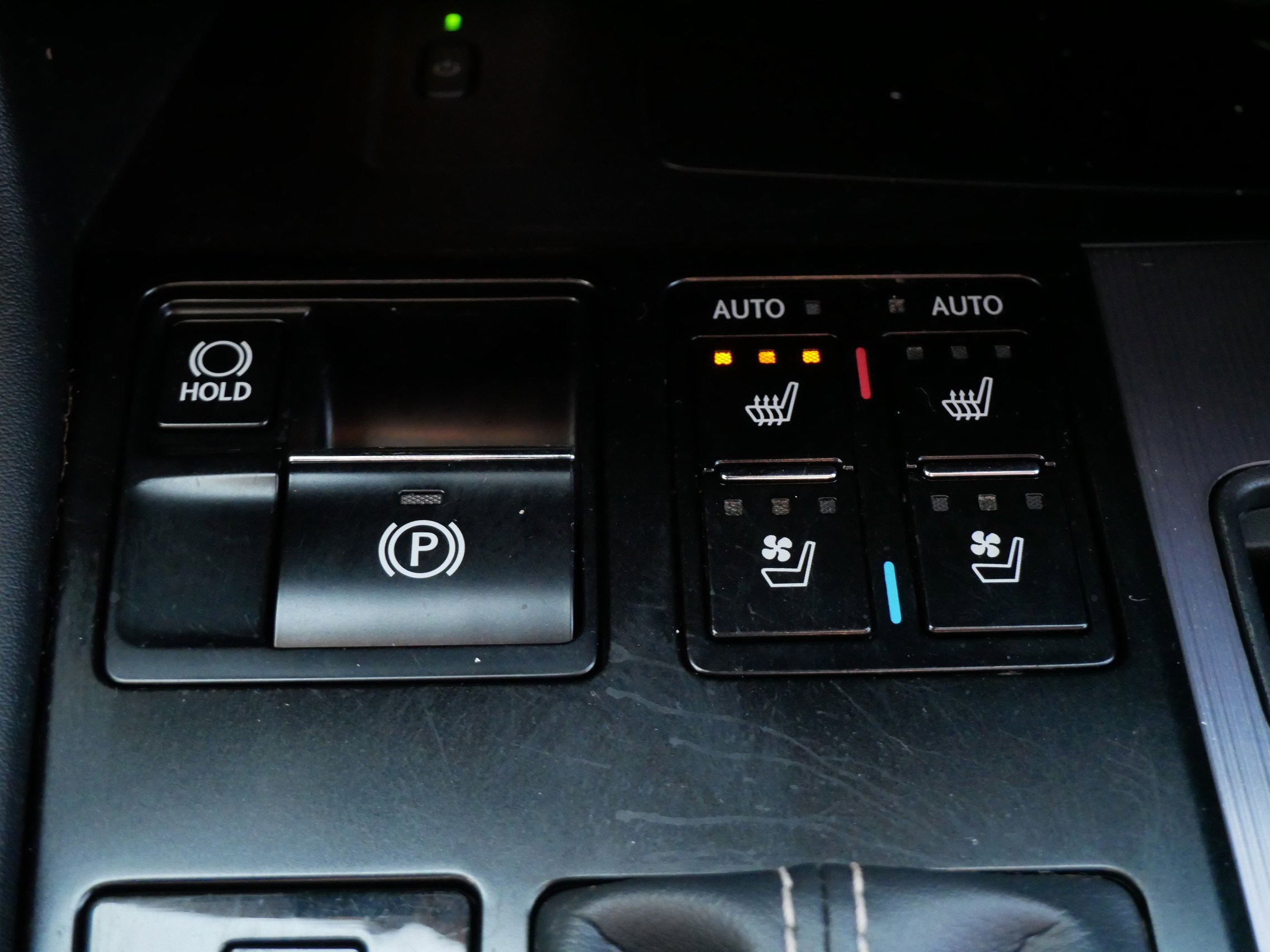 Used 2022 Lexus RX 350 F Sport w/ Accessory Package image 28