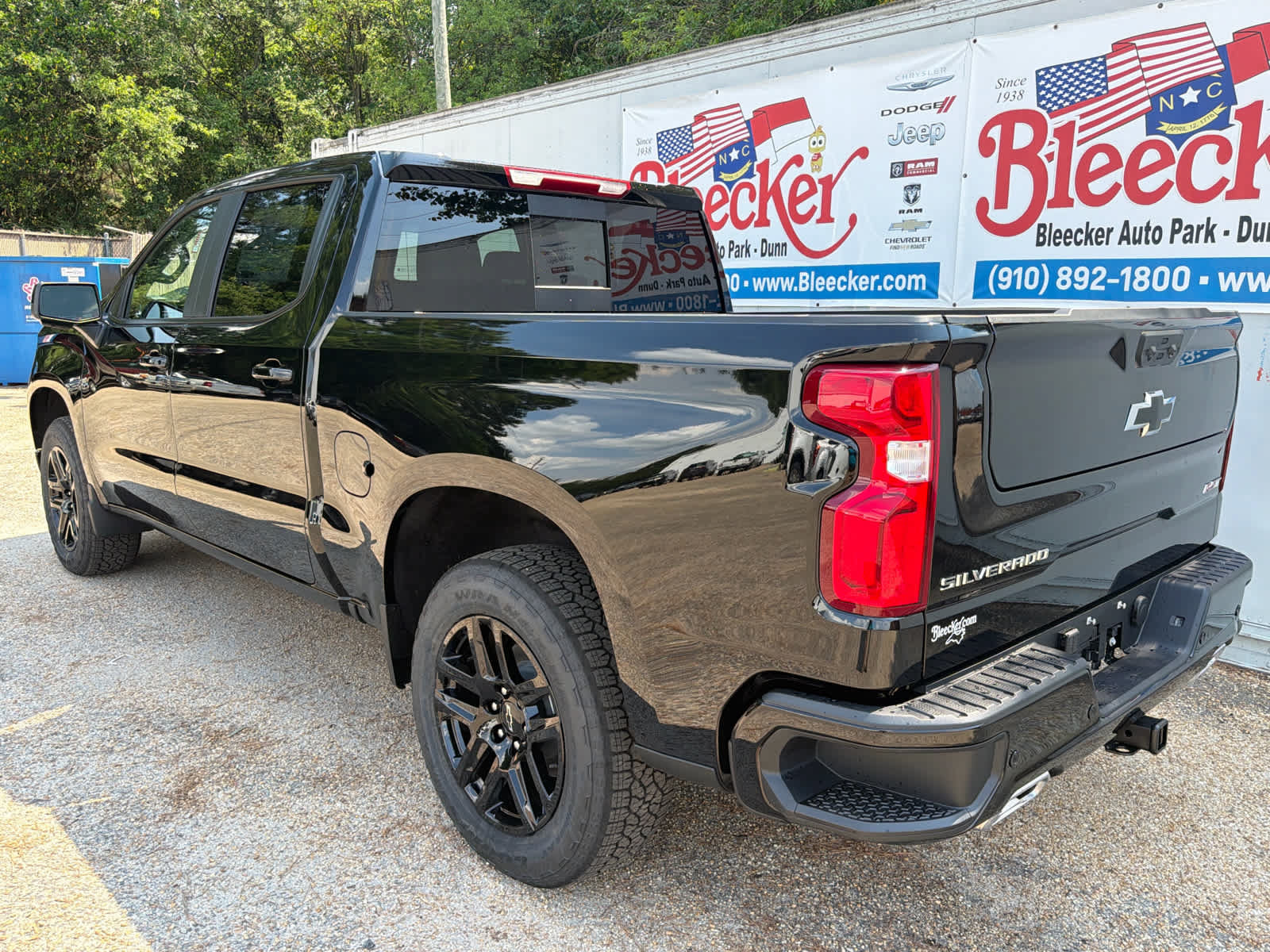 New 2026 Chevrolet Silverado 1500 RST w/ RST All Star Premium Package AWD/4WD image 8