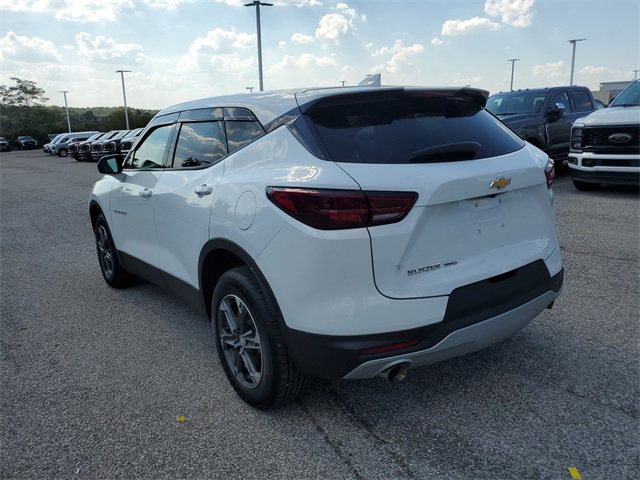 Used 2023 Chevrolet Blazer LT image 6