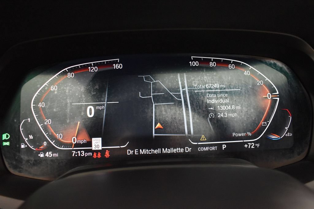 Used 2022 BMW X7 xDrive40i w/ M Sport Package AWD/4WD image 9