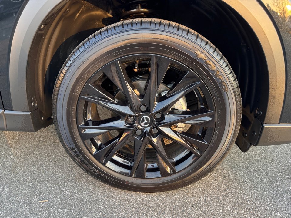 Certified 2025 MAZDA CX-5 Carbon Edition image 29