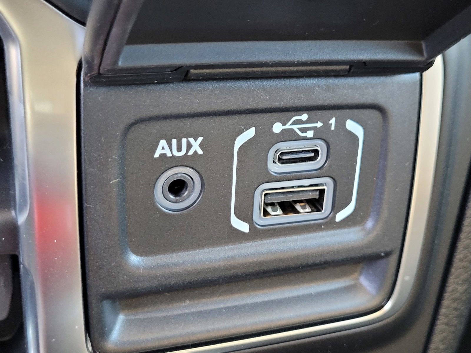 New 2026 Jeep Gladiator Sport image 16