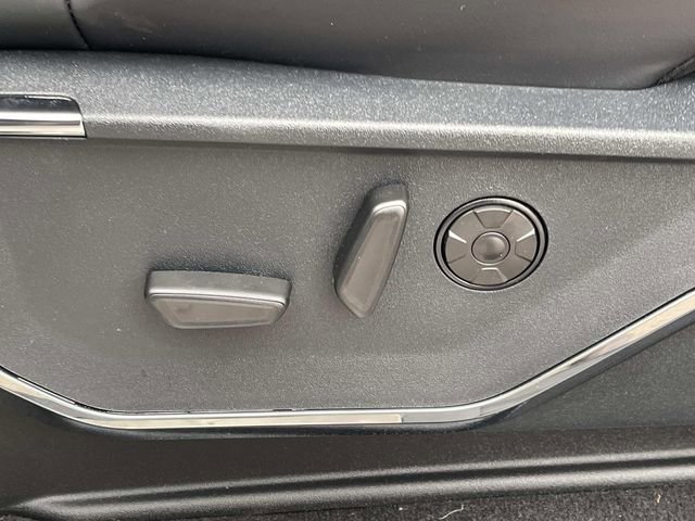 New 2026 Ford F450 Platinum w/ FX4 Off-Road Package image 21