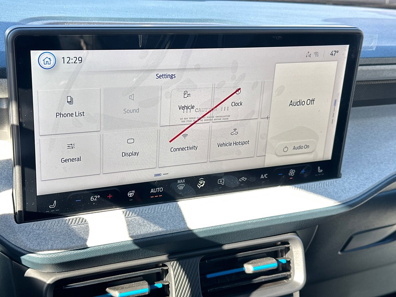 New 2025 Ford Maverick XLT w/ Equipment Group 301A image 24